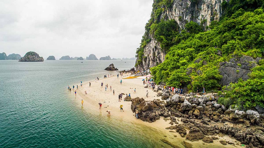Ha Long Bay Beach
